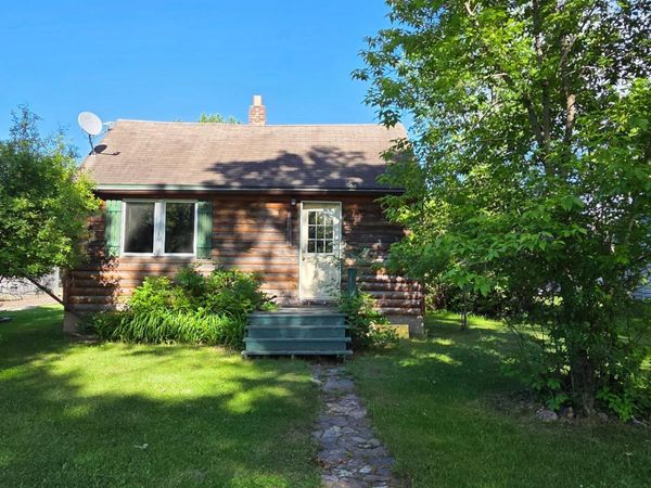 1313 1st Avenue E, International Falls, MN 56649