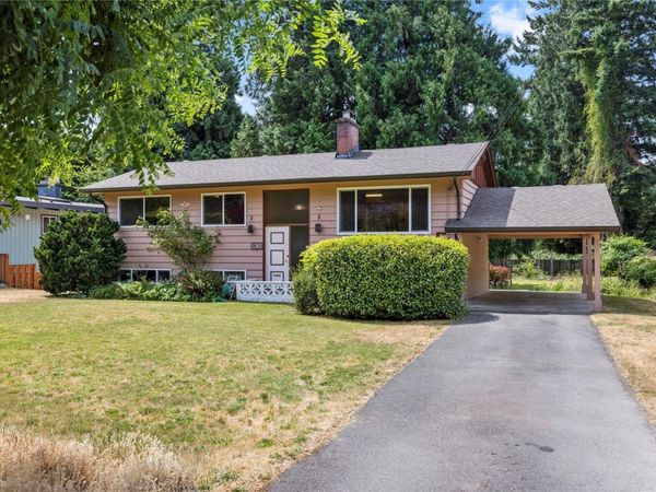 2365 Marlborough Dr , Nanaimo, BC V9S 3J3