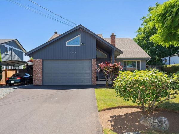 1649 Mallard Dr , Nanaimo, BC V9S 2X8