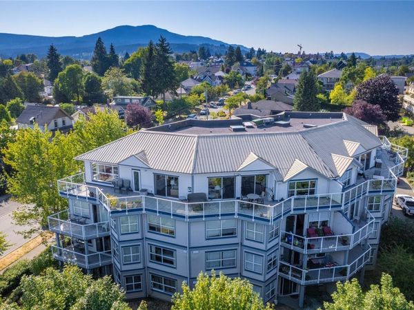 650 Prideaux St , Unit #401, Nanaimo, BC V9R 2P1