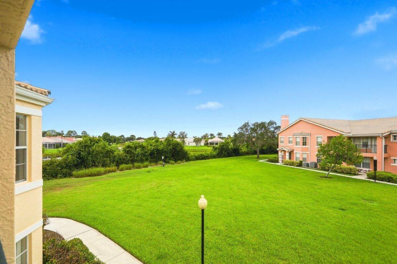124 SW Peacock Boulevard, Port Saint Lucie, FL 34986 Photo