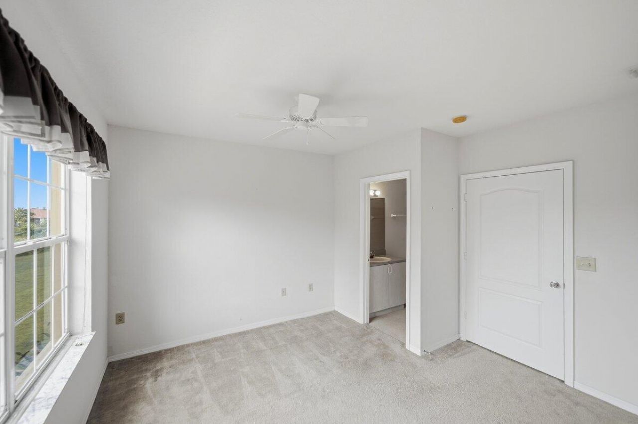 124 SW Peacock Boulevard, Port Saint Lucie, FL 34986 Photo