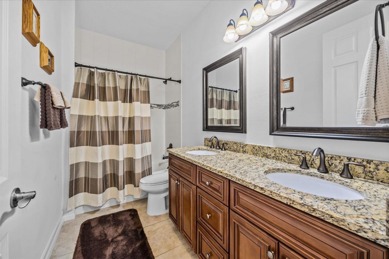 6244 NW Helmsdale Way, Port Saint Lucie, FL 34983 Photo