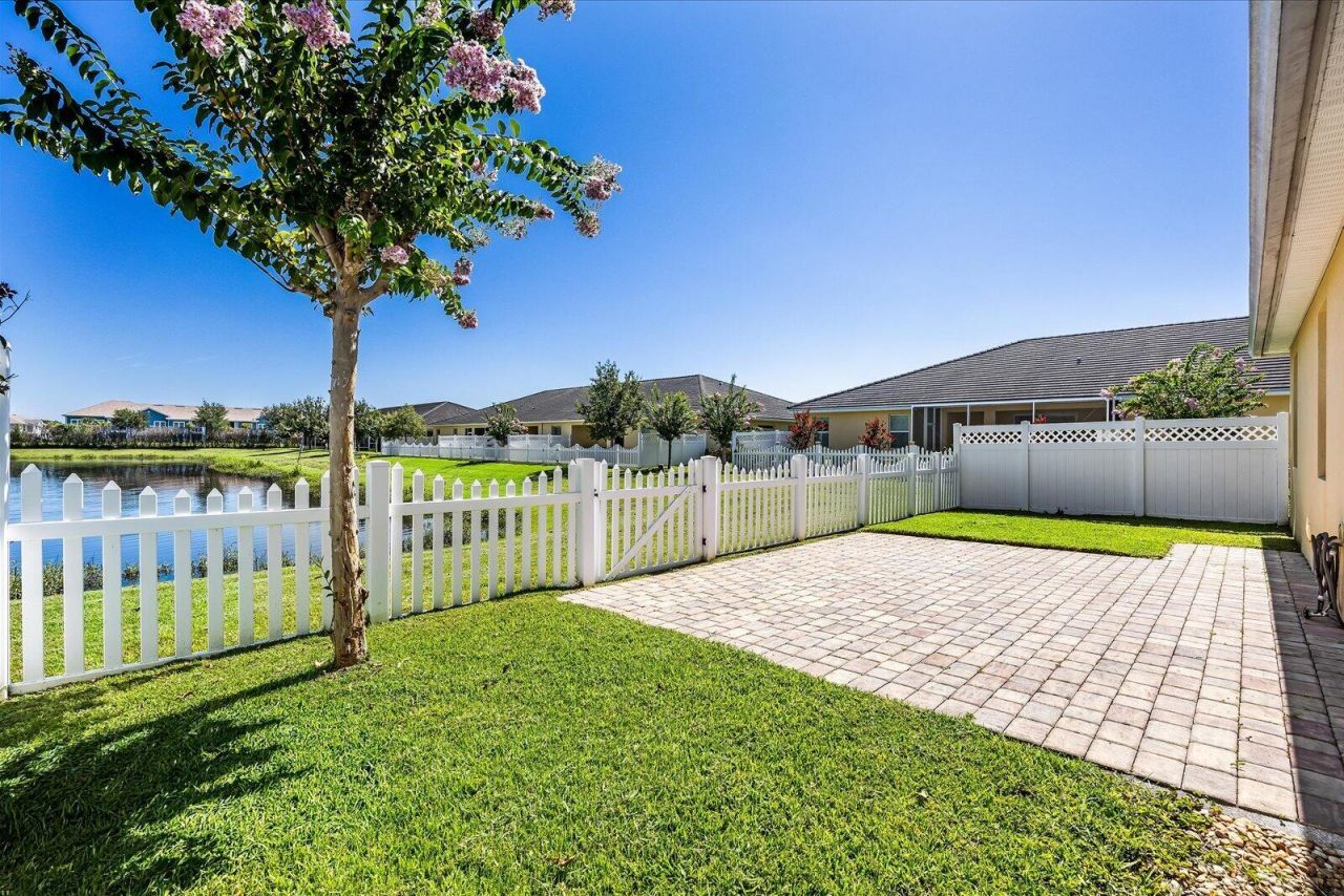 6244 NW Helmsdale Way, Port Saint Lucie, FL 34983 Photo