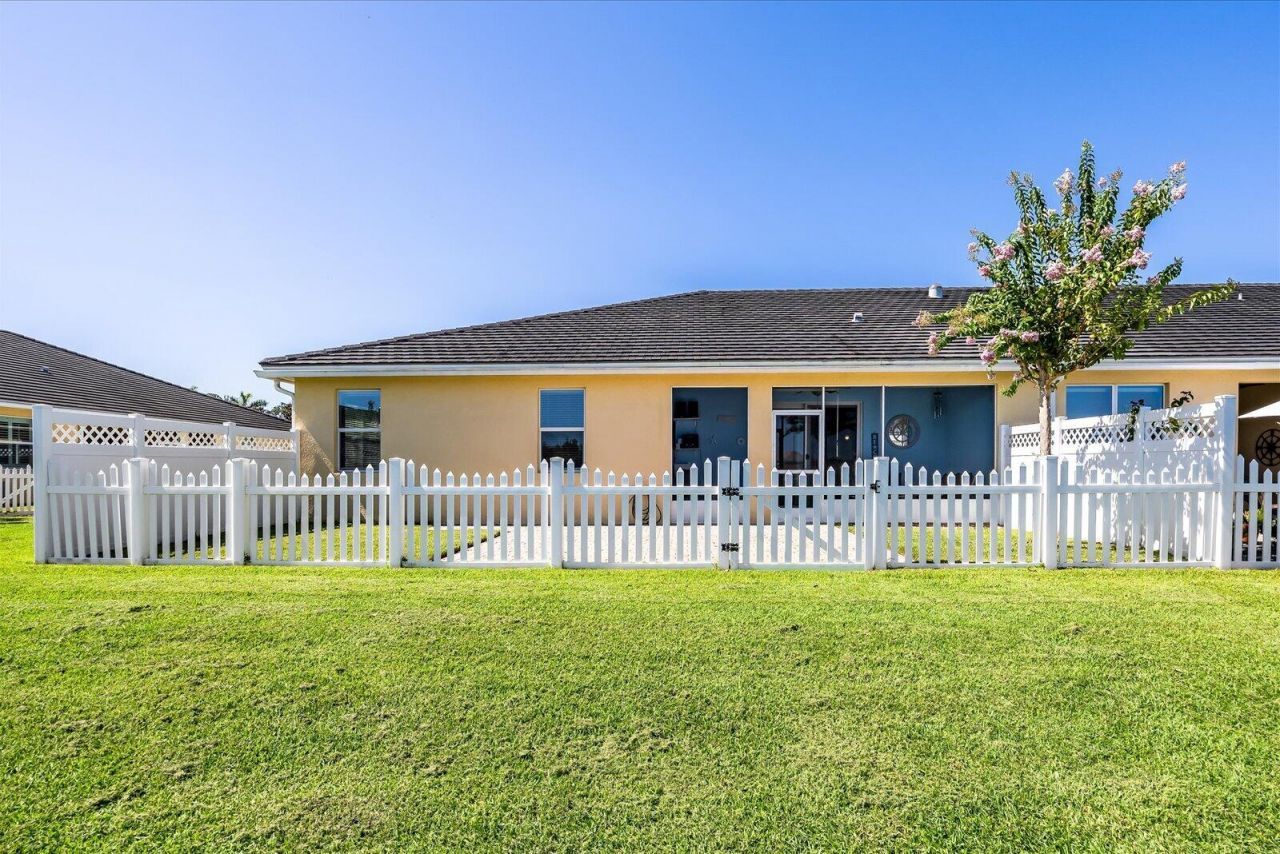 6244 NW Helmsdale Way, Port Saint Lucie, FL 34983 Photo