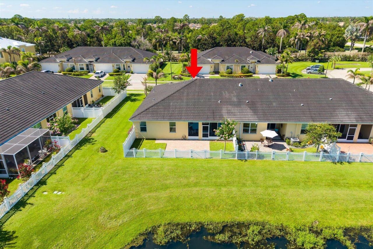 6244 NW Helmsdale Way, Port Saint Lucie, FL 34983 Photo