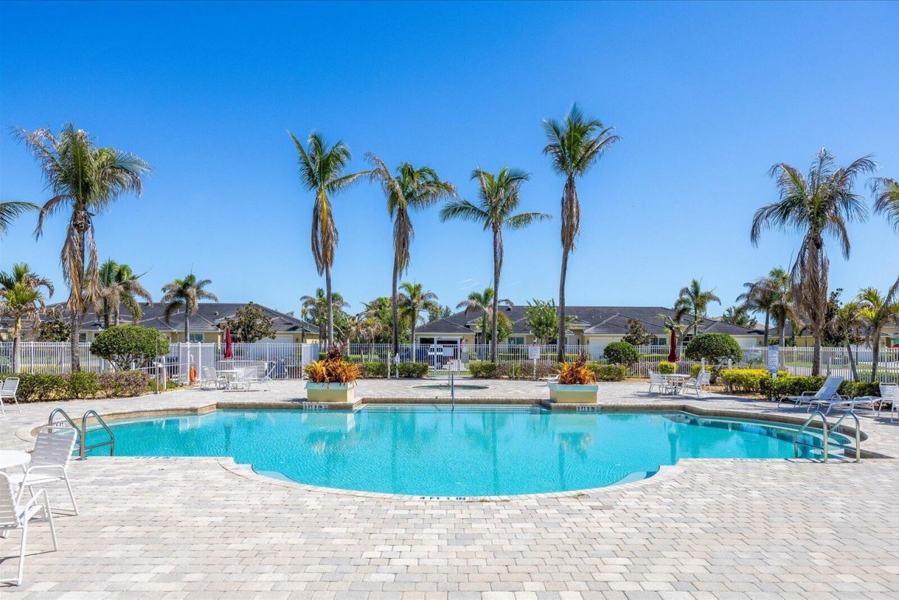 6244 NW Helmsdale Way, Port Saint Lucie, FL 34983 Photo