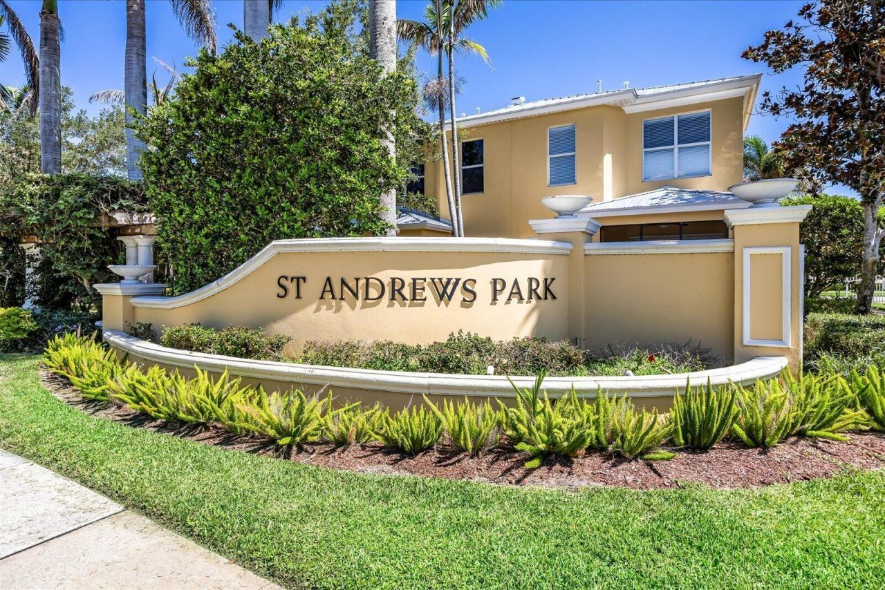 6244 NW Helmsdale Way, Port Saint Lucie, FL 34983 Photo