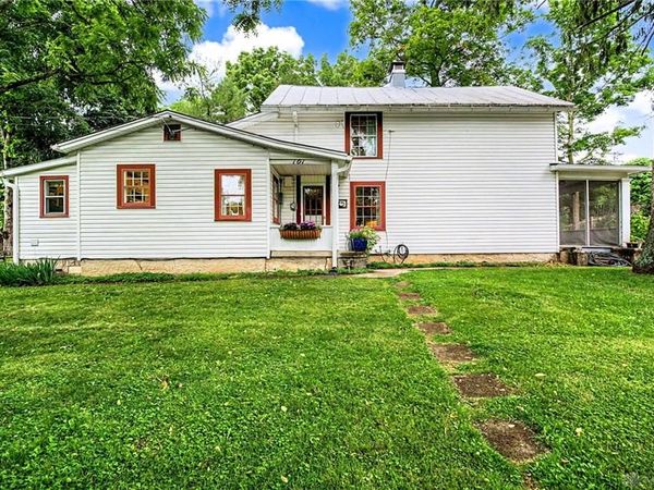 101 Cemetery Street, Yellow Springs Vlg, OH 45387