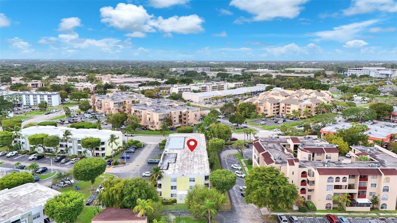 10755 SW 108th Ave, Unit 304, Miami, FL 33176 Photo
