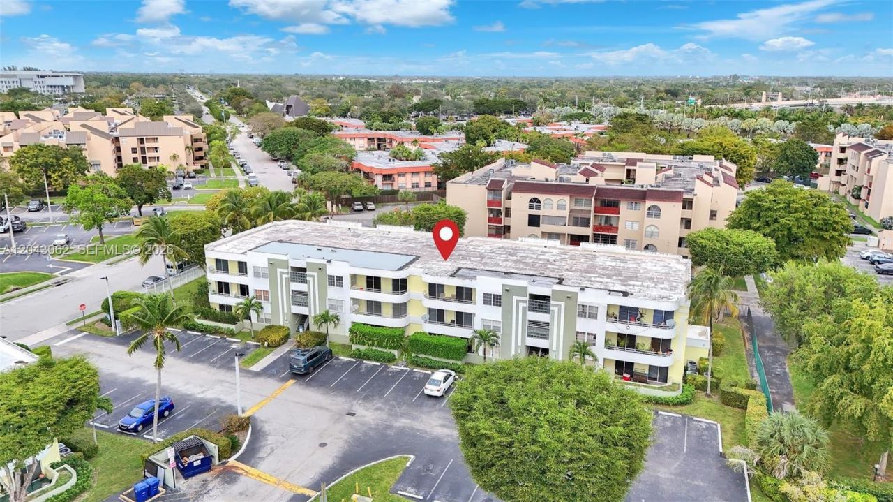 10755 SW 108th Ave, Unit 304, Miami, FL 33176 Photo