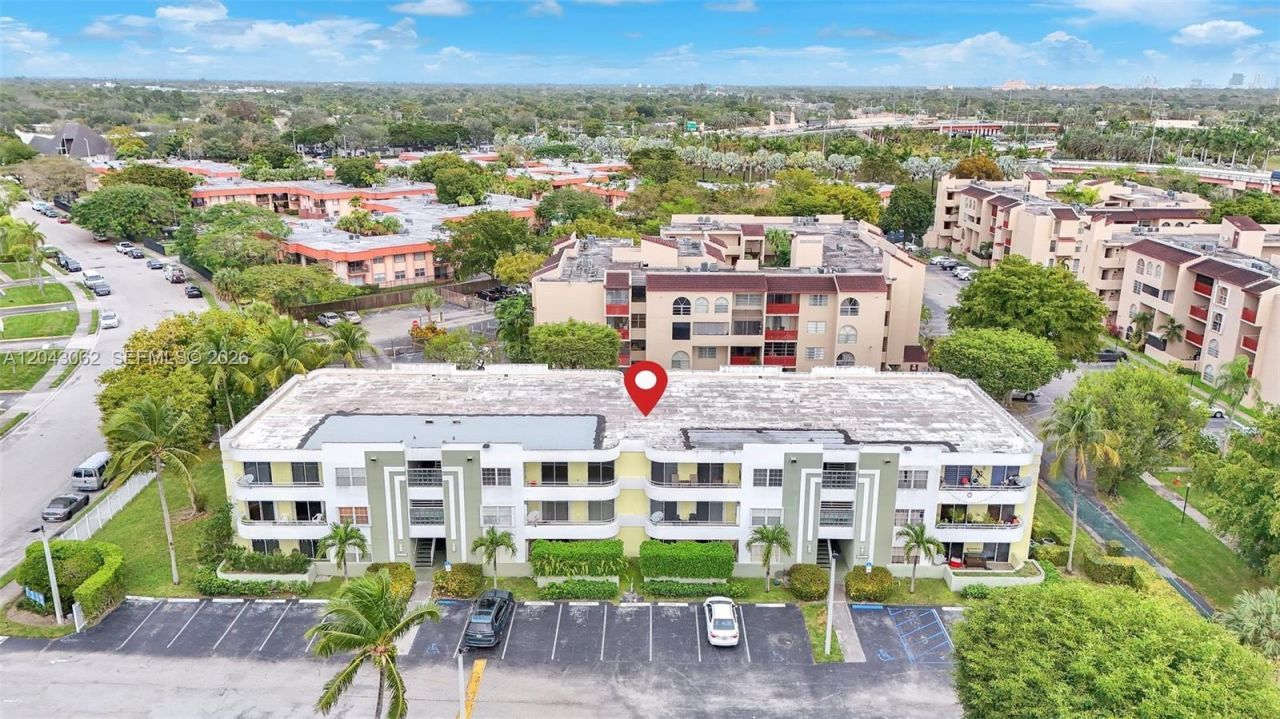 10755 SW 108th Ave, Unit 304, Miami, FL 33176 Photo