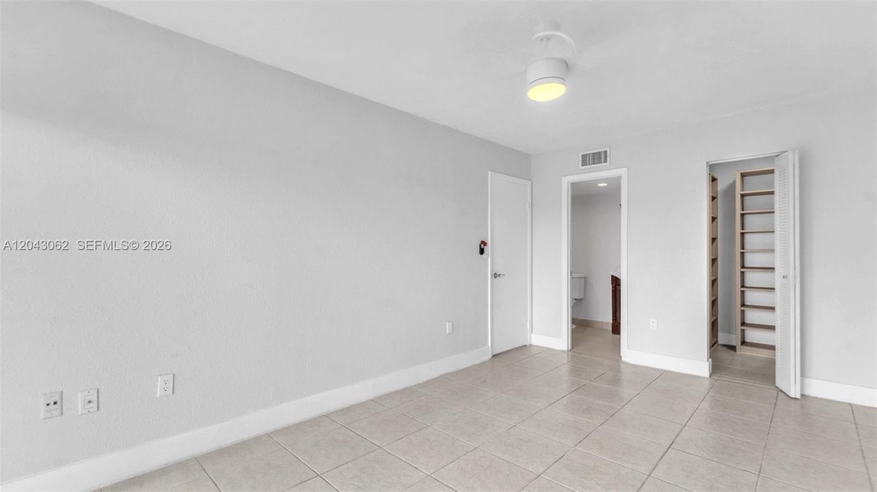 10755 SW 108th Ave, Unit 304, Miami, FL 33176 Photo