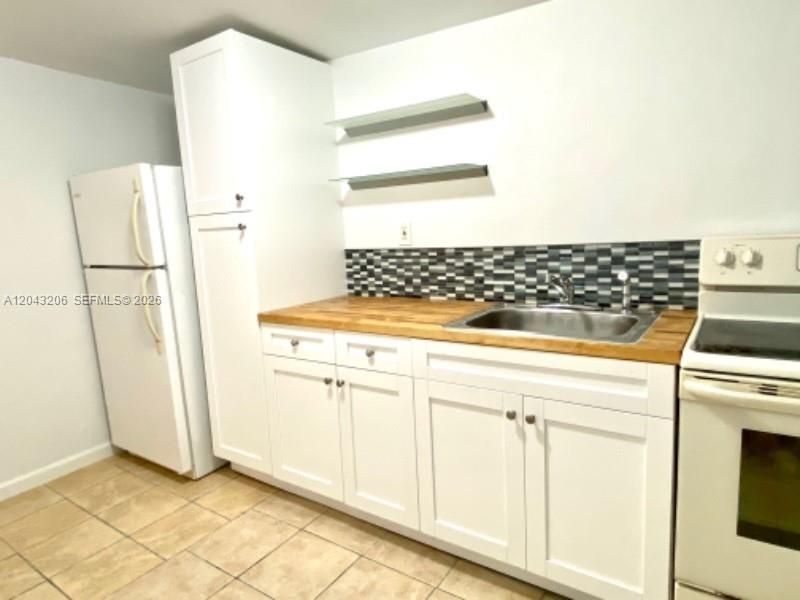 4307 SW 9th St , Unit 4307, Miami, FL 33134 Photo