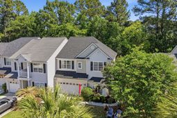 2451 Draymohr Court photo 4