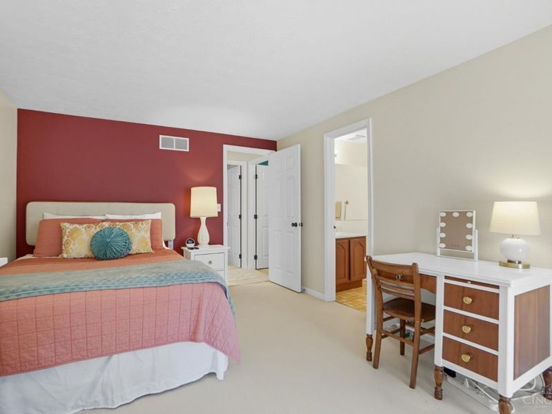 7373 Woodcroft Drive, Unit 95, Anderson Twp, OH 45230 Photo 22