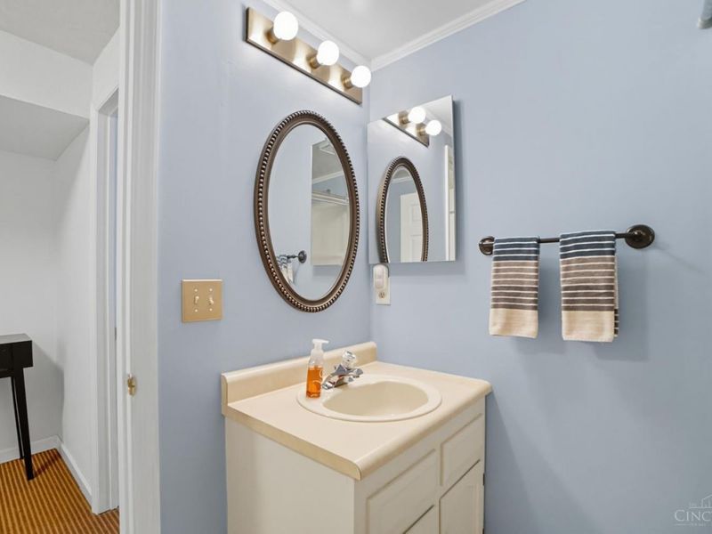 7373 Woodcroft Drive, Unit 95, Anderson Twp, OH 45230 Photo 35