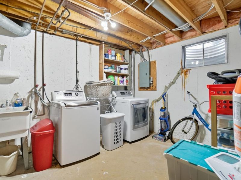 7373 Woodcroft Drive, Unit 95, Anderson Twp, OH 45230 Photo 46