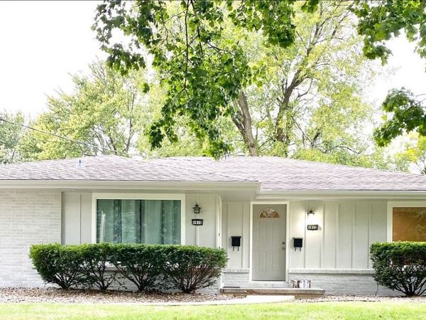 1910 63rd Street, Windsor Heights, IA 50324