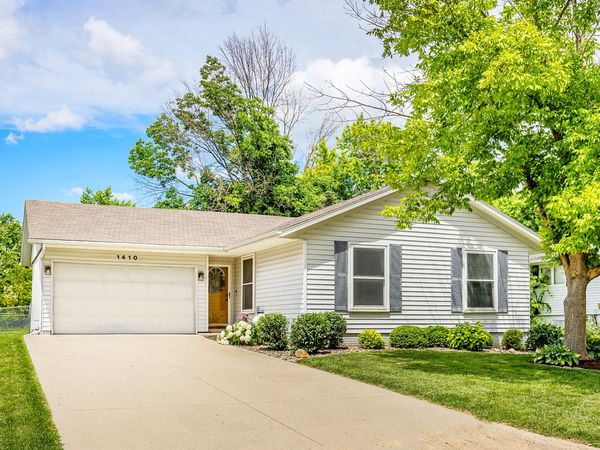 1410 NW Pebble Drive, Ankeny, IA 50023
