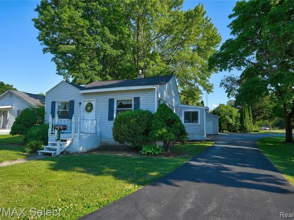406 E Vienna Street , Clio, MI 48420