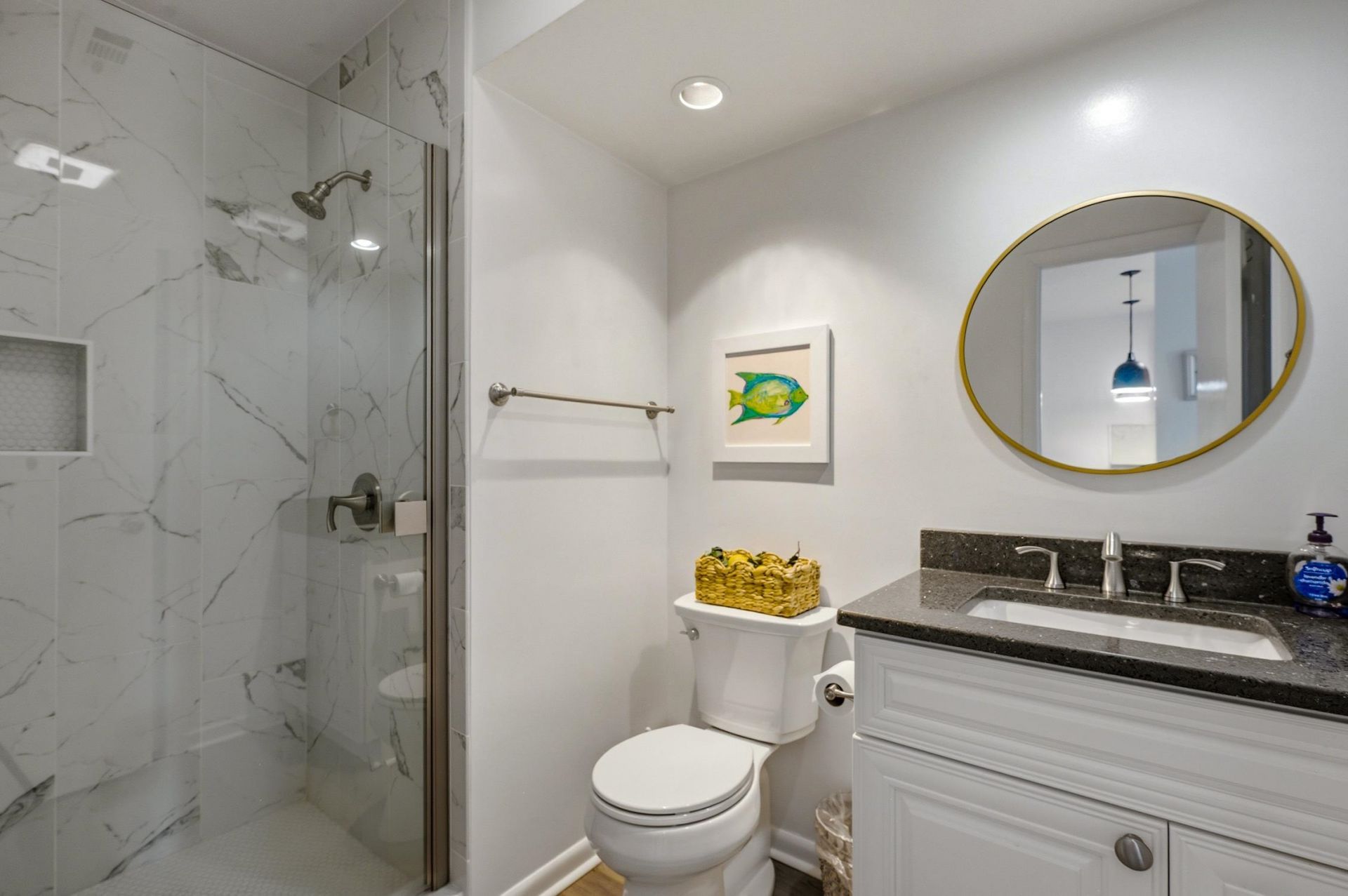 201 N Hillside Dr. N Photo 15