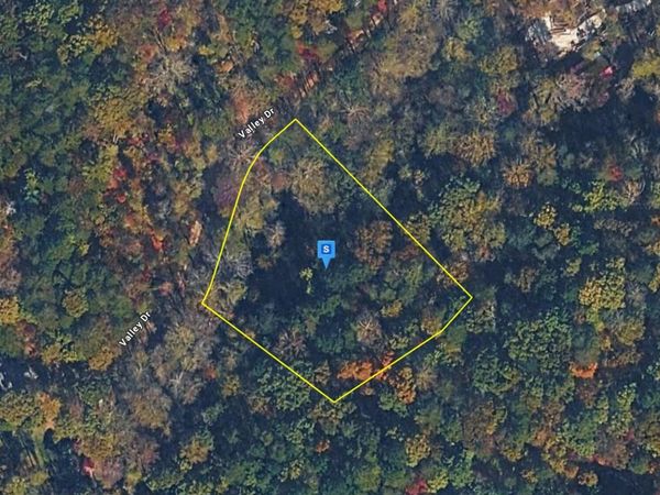 900 Valley Drive, Ellijay, GA 30536