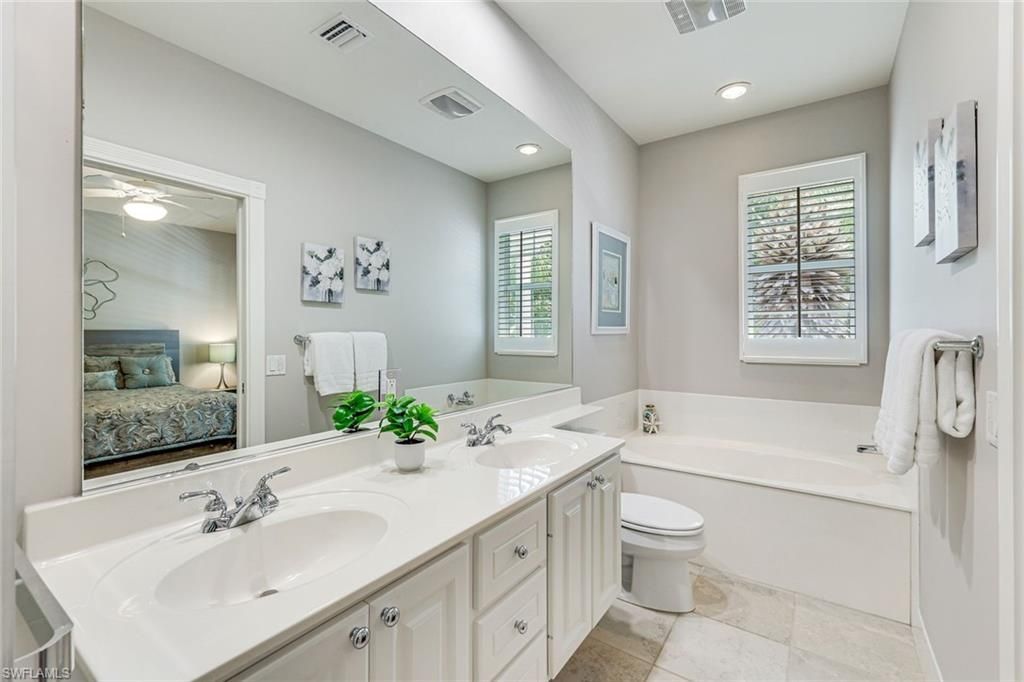 15400 Almaco Cir, Bonita Springs, FL 34135 Photo