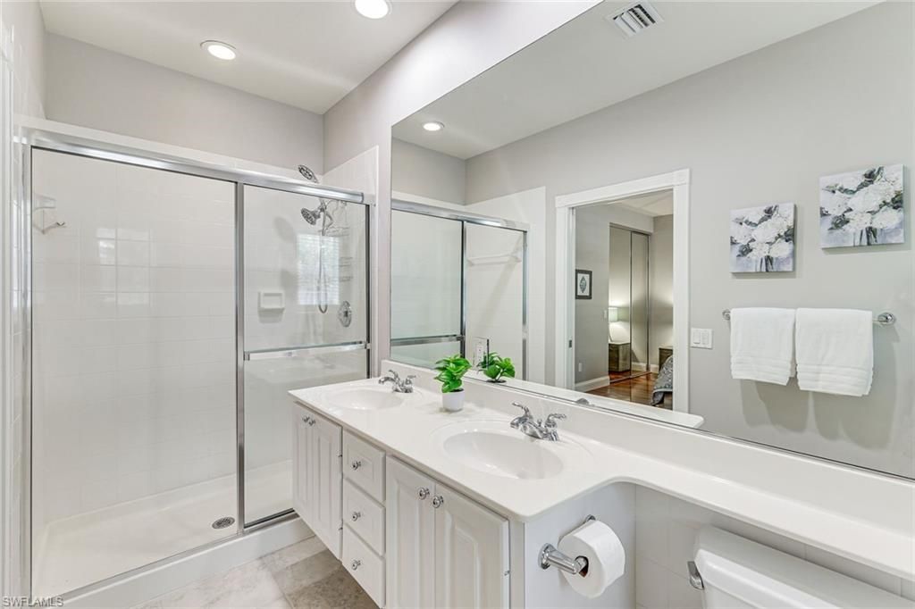 15400 Almaco Cir, Bonita Springs, FL 34135 Photo