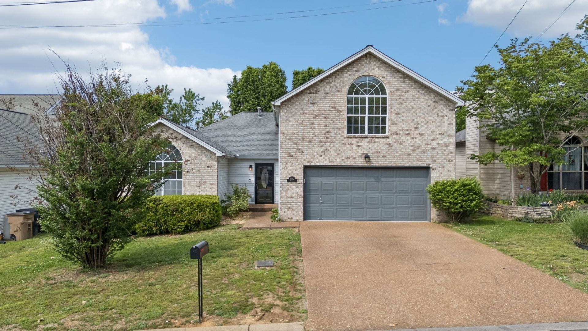 3317 Milbridge Dr, Antioch, TN 37013 Main Photo