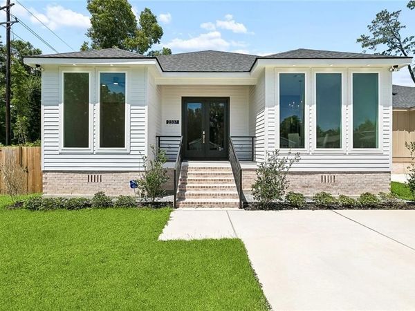 2337 ORLEANS Street, Mandeville, LA 70448