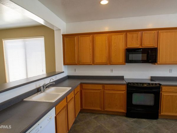 3381 W THOREAU Lane, Anthem, AZ 85086