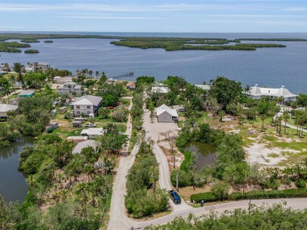 1057 BAYSHORE DRIVE , TERRA CEIA, FL 34250