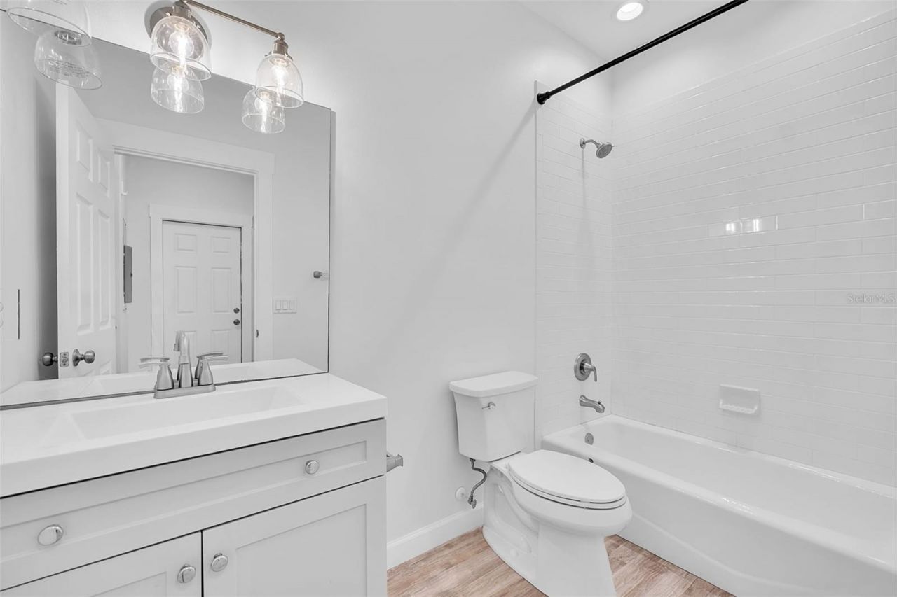 1057 Bayshore Drive, Terra Ceia, FL 34250 Photo
