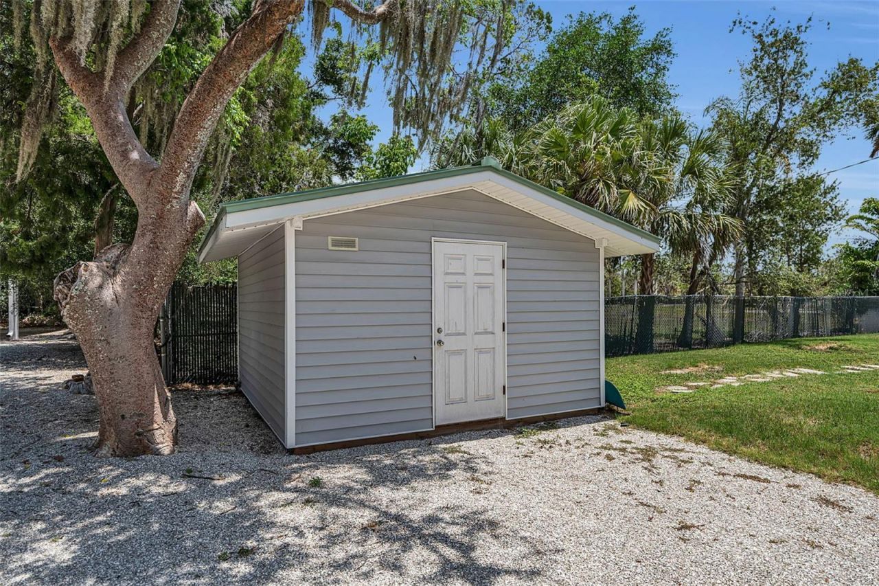 1057 Bayshore Drive, Terra Ceia, FL 34250 Photo