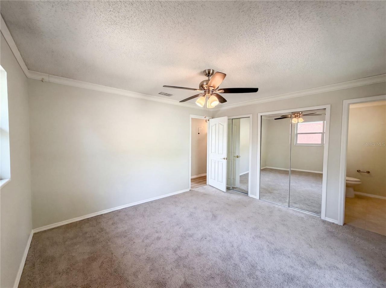 505 Oak Drive , Tavares, FL 32778 Photo