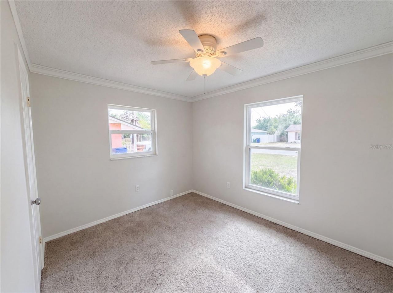 505 Oak Drive , Tavares, FL 32778 Photo
