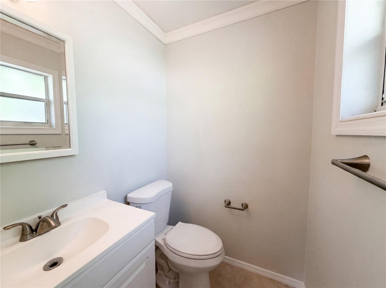 505 Oak Drive , Tavares, FL 32778 Photo