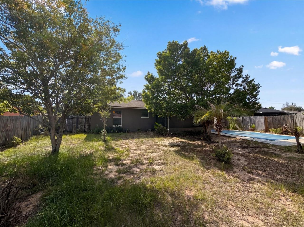 505 Oak Drive , Tavares, FL 32778 Photo