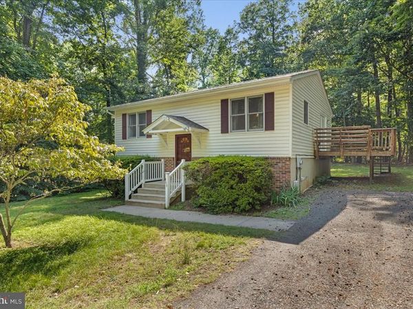 869 PLAINS ROAD , LUSBY, MD 20657