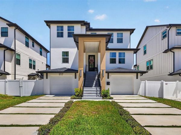 1717 MASSACHUSETTS AVENUE NE, ST PETERSBURG, FL 33703