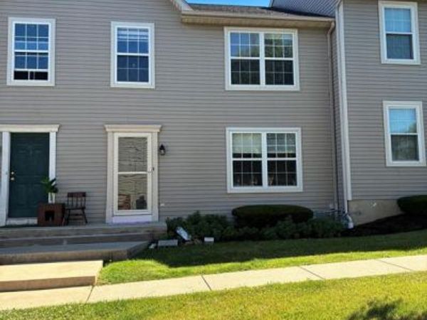 17 4 CRANBERRY , READING, PA 19606