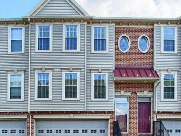 6312 CREEKBEND DRIVE, MECHANICSBURG, PA 17050