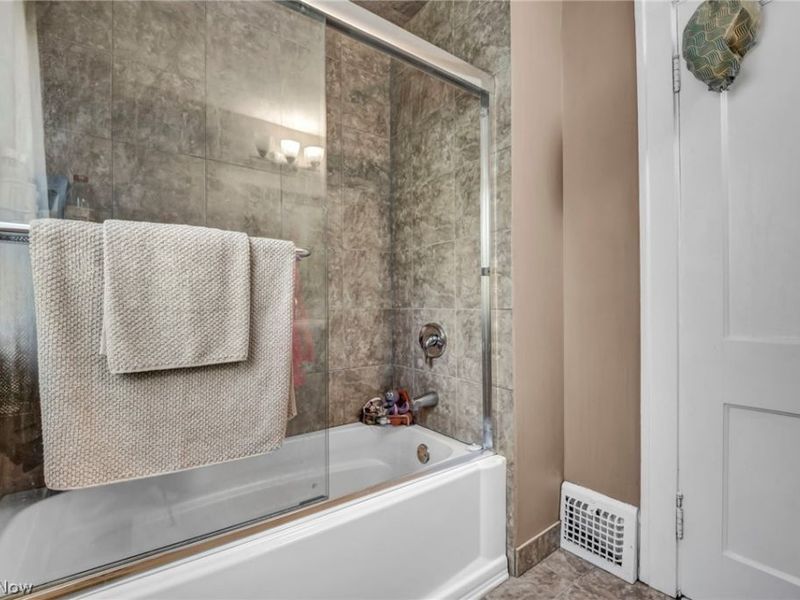 3326 Yorkshire, Cleveland Heights, OH 44118 Photo 15