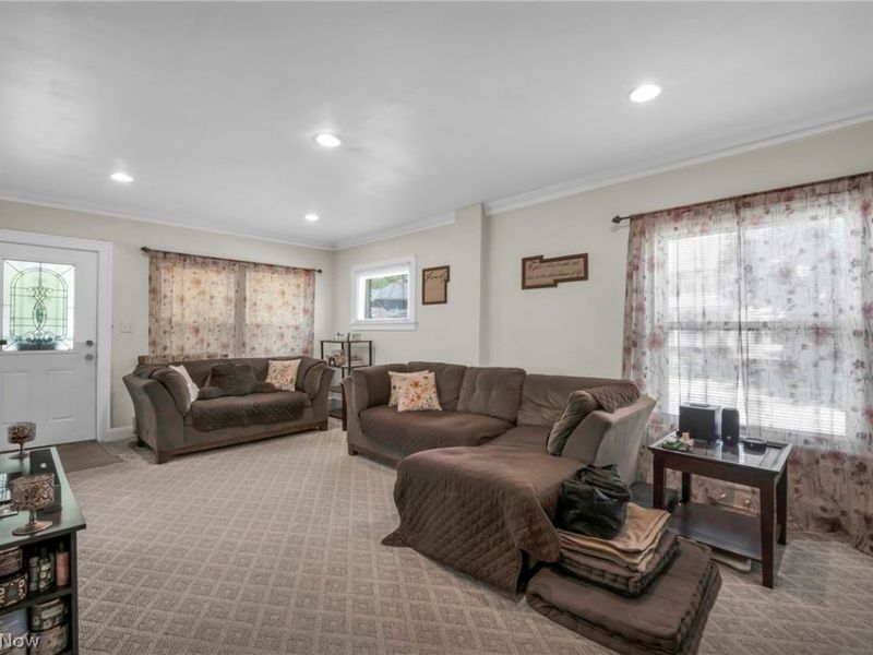 3326 Yorkshire, Cleveland Heights, OH 44118 Photo 7