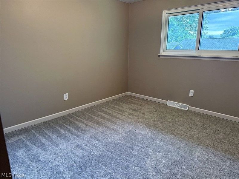 369 Fern Drive, Berea, OH 44017 Photo 24