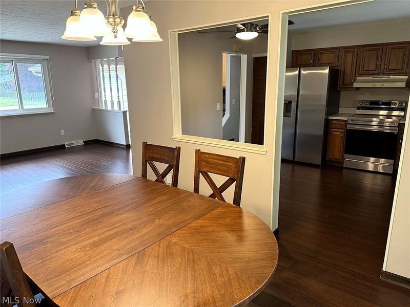 369 Fern Drive, Berea, OH 44017 Photo 7