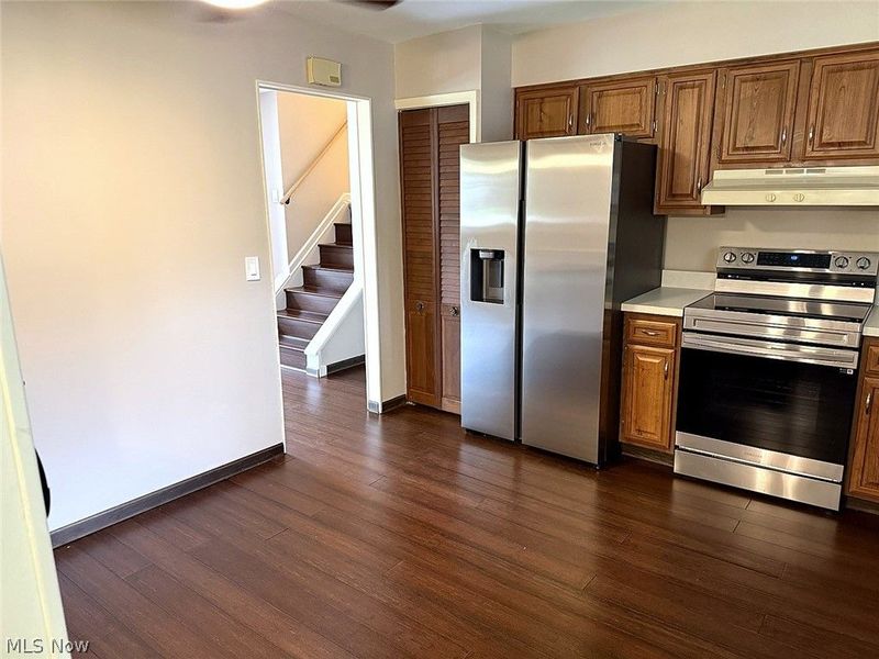 369 Fern Drive, Berea, OH 44017 Photo 9