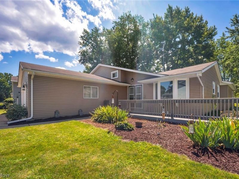 6224 Denise Drive, North Ridgeville, OH 44039 Photo 2