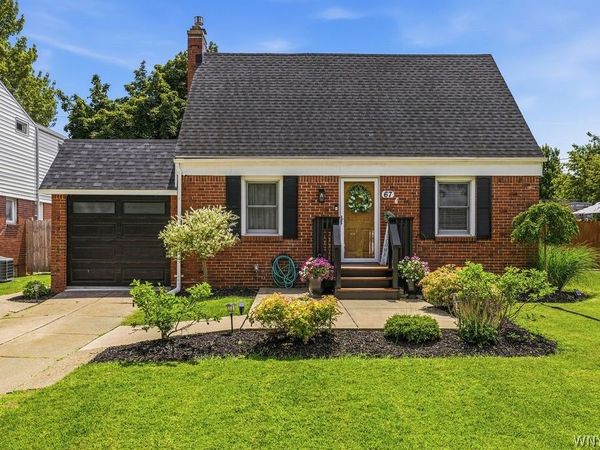67 Neumann Parkway , Buffalo, NY 14223